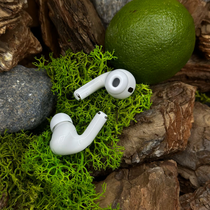 Навушники AirPods Pro 2 with MagSafe charging case (MQD83) (вживані) A-