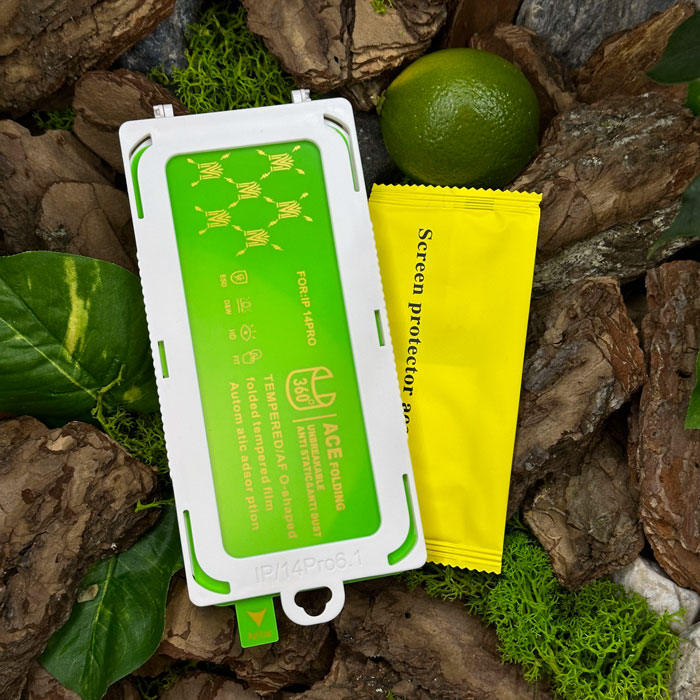 Самоклеюче захисне скло iPhone 15 Pro Max Ace Folding